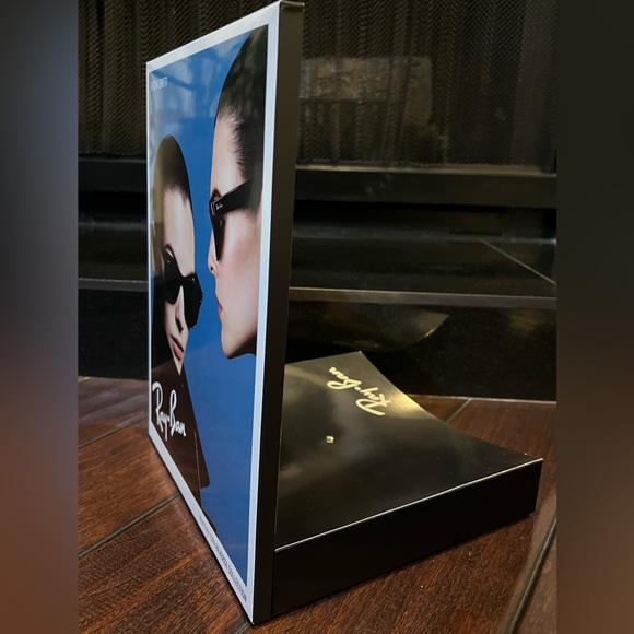Ray-Ban “REVERSE COLLECTION” L-Shape Retail Counter Display Stand-Mint Condition - Picture 7 of 16